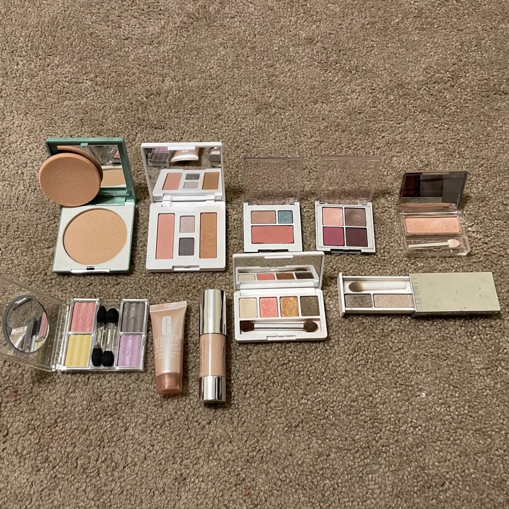 SOLD - Set of 9 Clinique Makeup Items